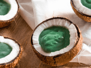 trendy w przepisach lody spirulina